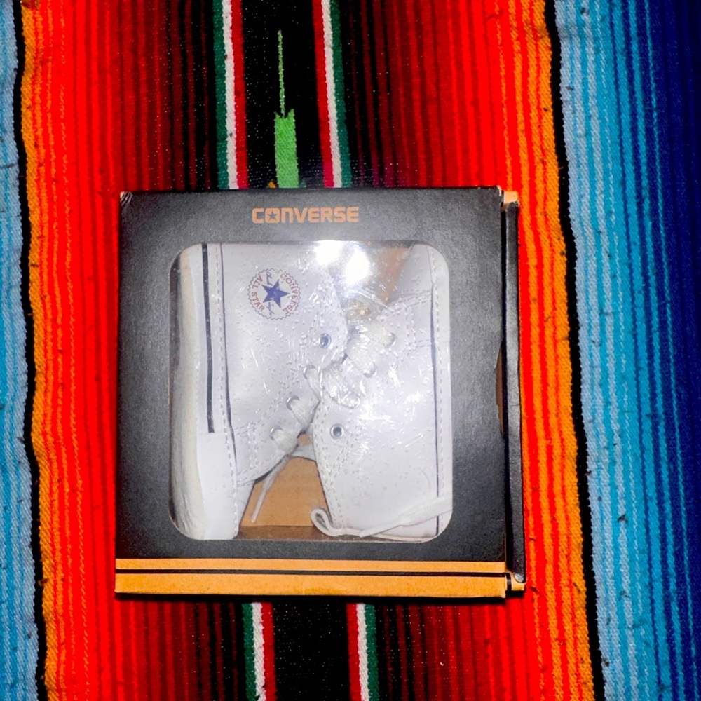 baby 3C white converse